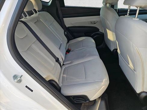 Used 2025 Hyundai Tucson SEL AWD/4WD image 19