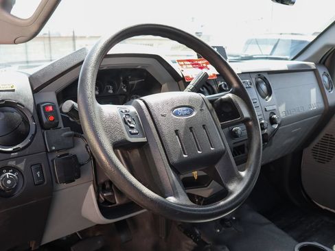 Used 2019 Ford F650 2WD Regular Cab Super Duty image 16