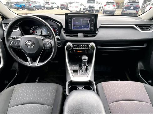 Used 2019 Toyota RAV4 XLE w/ Convenience Package image 15