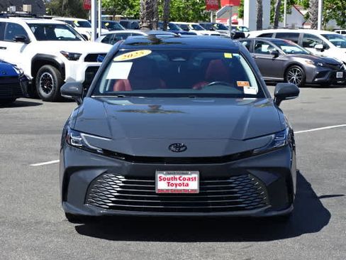 Certified 2025 Toyota Camry XLE FWD image 3