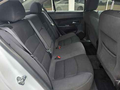 Used 2015 Chevrolet Cruze LT FWD image 22