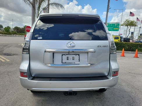 Used 2019 Lexus GX 460 Premium w/ Premium Package image 6
