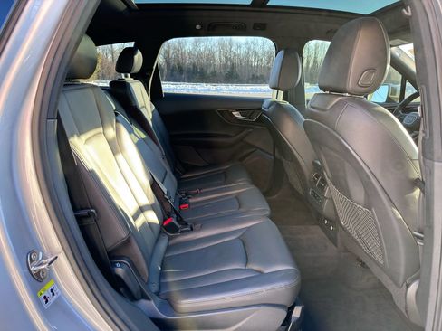 Used 2019 Audi Q7 3.0T Premium w/ Convenience Package image 34