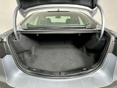 Used 2020 Ford Fusion SE image 30