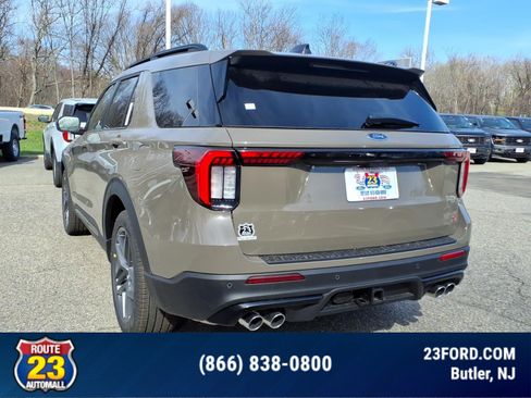New 2026 Ford Explorer ST image 5