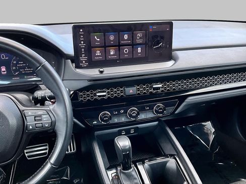 Used 2024 Honda Accord Sport image 7