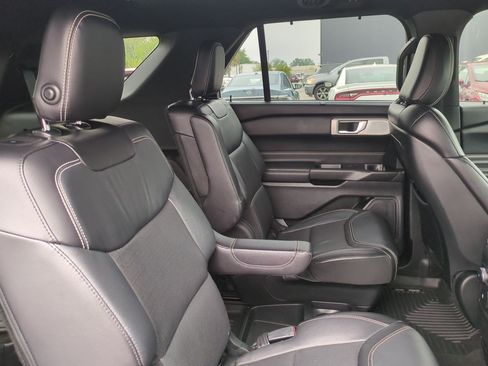 Used 2020 Ford Explorer ST w/ ST Street Pack AWD/4WD image 40