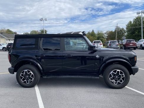 Used 2023 Ford Bronco Outer Banks image 6