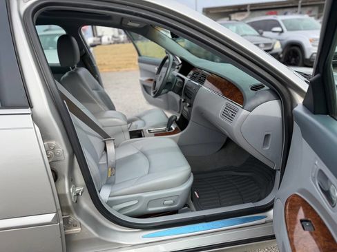 Used 2006 Buick LaCrosse CXL w/ Driver Confidence Package image 15