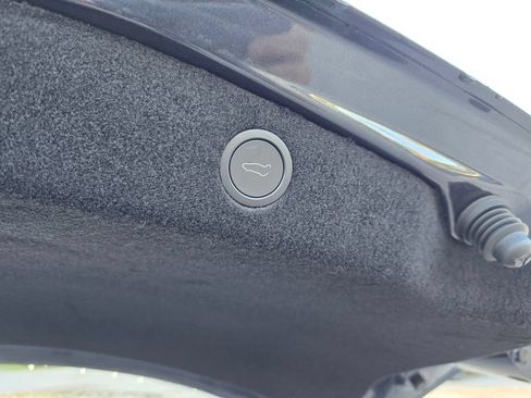 Used 2025 Tesla Model 3 Long Range RWD image 17