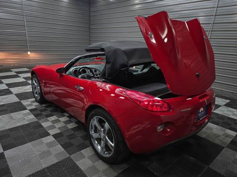 Used 2007 Pontiac Solstice Convertible w/ Premium Package RWD image 11