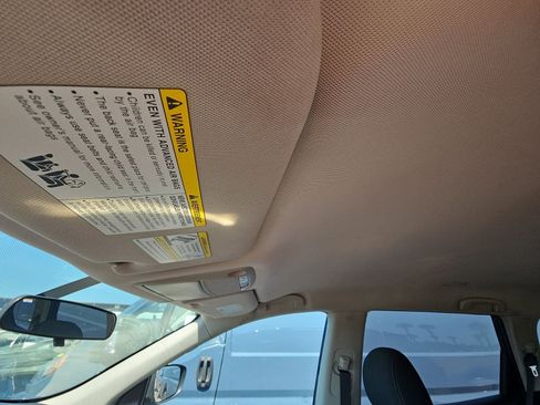 Used 2020 Nissan Pathfinder S image 13