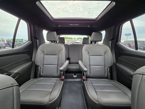 Used 2023 Chevrolet Traverse Premier w/ Redline Edition AWD/4WD image 30