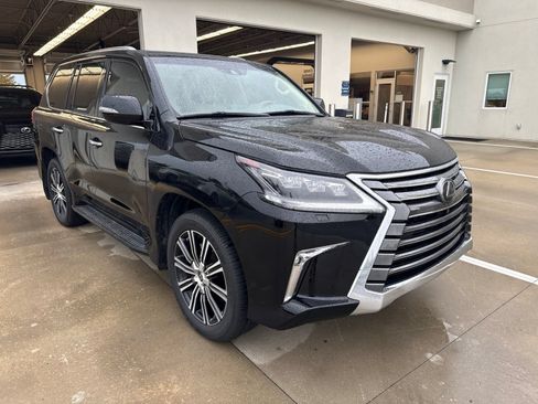 Used 2020 Lexus LX 570 4WD w/ Luxury Package image 1
