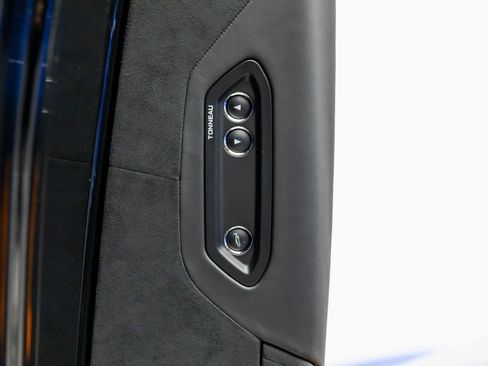 Used 2024 McLaren 750S Spider image 23