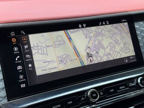 Used 2024 Bentley Flying Spur Azure image 21