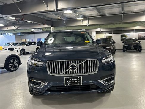 Certified 2023 Volvo XC90 B6 Plus w/ Protection Package Premier image 6
