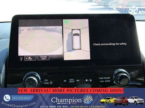 Used 2022 Nissan Armada SL image 16