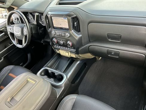 Used 2021 GMC Sierra 1500 AT4 w/ AT4 Value Package AWD/4WD image 29