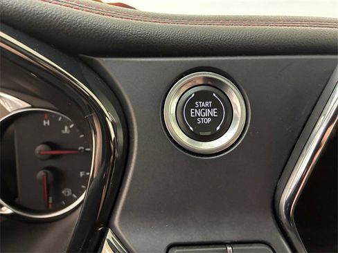 Used 2022 Chevrolet Blazer RS w/ Enhanced Convenience Package image 24