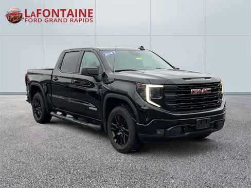 Used 2023 GMC Sierra 1500 Elevation image 3