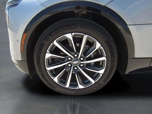 Used 2024 Cadillac Lyriq Sport RWD image 4