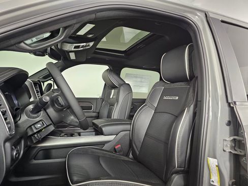 New 2026 RAM 2500 Laramie w/ Night Edition AWD/4WD image 23