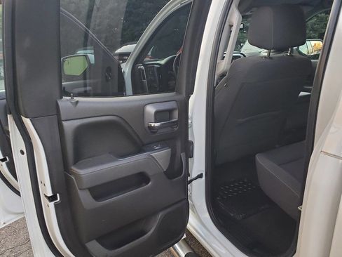 Used 2017 Chevrolet Silverado 1500 LT w/ All Star Edition image 15