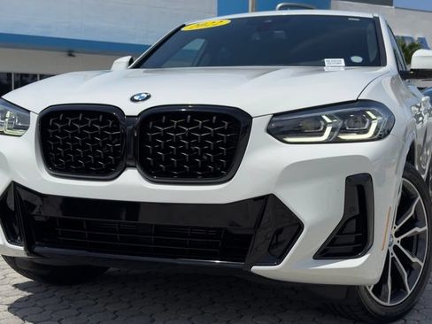 Used 2022 BMW X4 xDrive30i w/ M Sport Package 2 AWD/4WD image 2