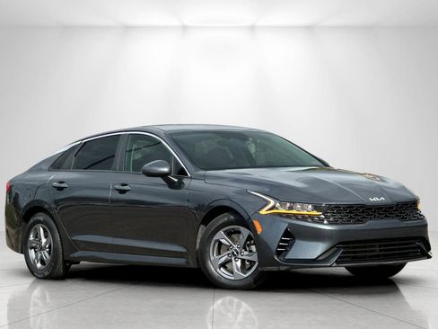Used 2024 Kia K5 LXS FWD image 1