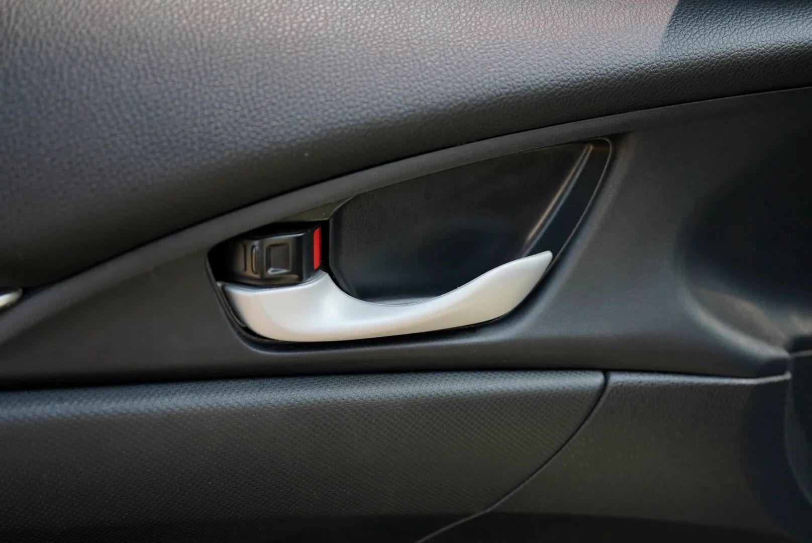 Used 2020 Honda Civic Sport image 19