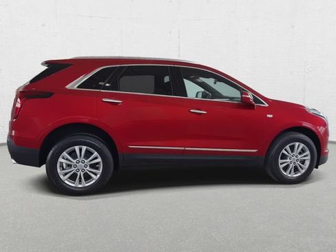 Used 2026 Cadillac XT5 Luxury w/ LPO, Floor Liner Package AWD/4WD image 4