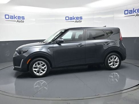 Certified 2025 Kia Soul LX w/ LX Technology Package image 5