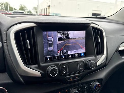 Used 2023 GMC Terrain SLT w/ Infotainment Package II FWD image 20