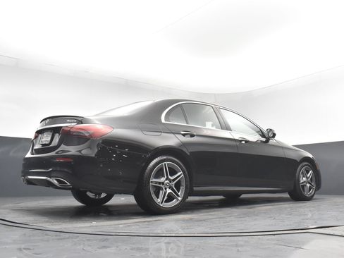 Used 2022 Mercedes-Benz E 350 4MATIC Sedan image 22