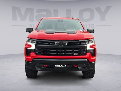 Used 2024 Chevrolet Silverado 1500 LT Trail Boss w/ Convenience Package II AWD/4WD image 8