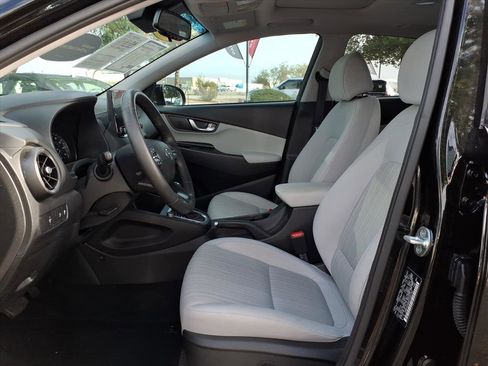 Certified 2023 Hyundai Kona SEL w/ Convenience Package image 14