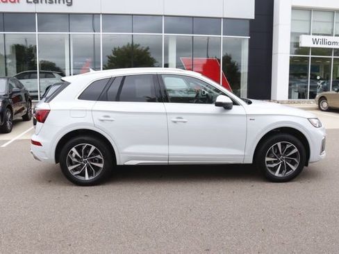 Used 2025 Audi Q5 2.0T Premium Plus AWD/4WD image 2