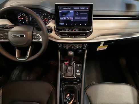 New 2026 Jeep Compass Limited image 12
