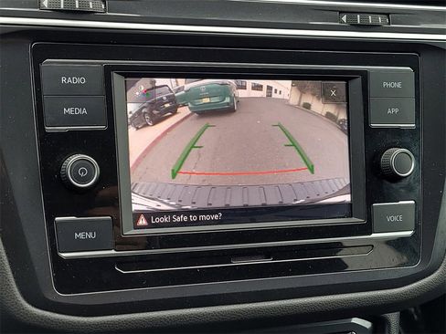 Certified 2024 Volkswagen Tiguan S image 16