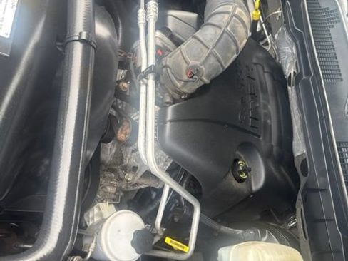 Used 2012 RAM 2500 ST w/ Chrome Appearance Group AWD/4WD image 15