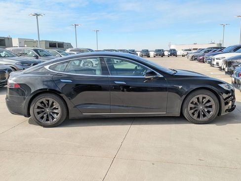 Used 2020 Tesla Model S Long Range Plus image 4