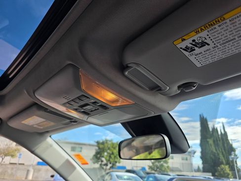 Used 2019 Toyota RAV4 XLE Premium w/ Carpet Mat Package FWD image 19