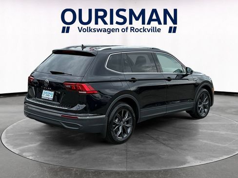 Used 2023 Volkswagen Tiguan SE FWD image 6