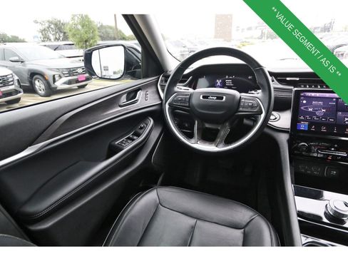 Used 2021 Jeep Grand Cherokee L Limited RWD image 10