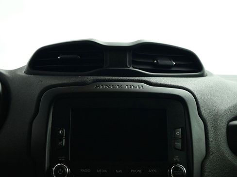 Used 2016 Jeep Renegade 75th Anniversary image 13