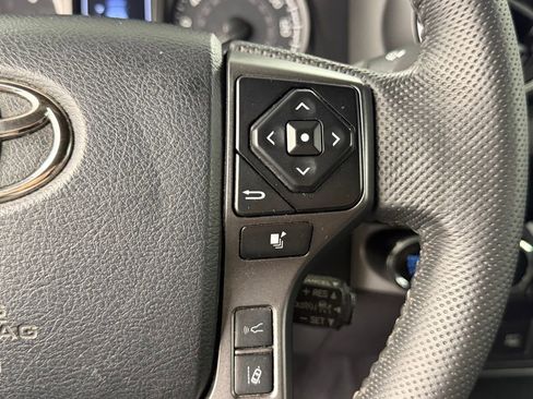 Used 2023 Toyota Tacoma TRD Sport AWD/4WD image 27