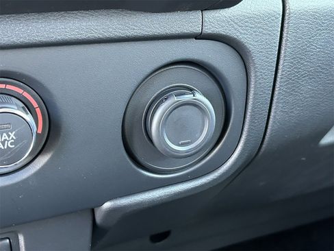 New 2026 Nissan Frontier S image 32