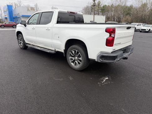 Used 2025 Chevrolet Silverado 1500 LT image 7