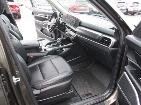 Used 2023 Kia Telluride S w/ S Sunroof Package image 17